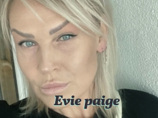 Evie_paige