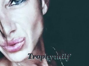 Trophymilf